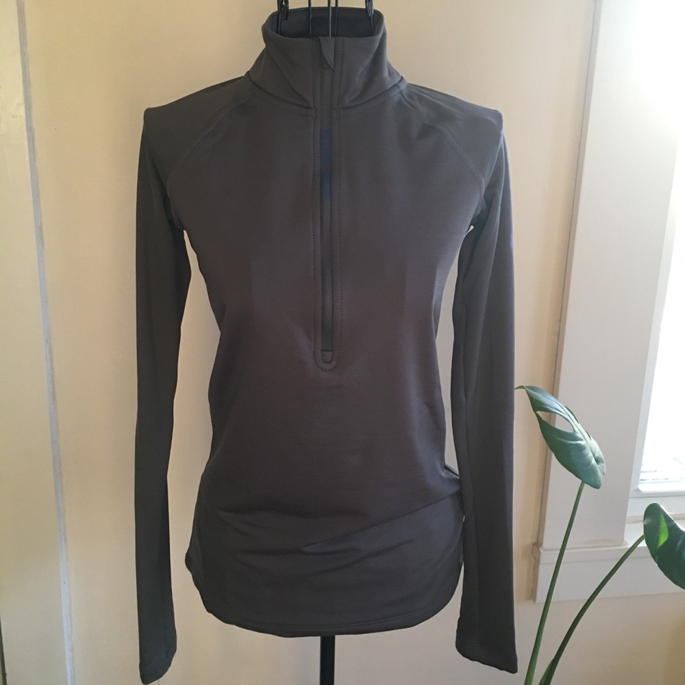 Nike Pro NWT Half Zip Long Sleeve Women’s S